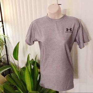 Under Armour Athletic Running Workout Shirt Gray